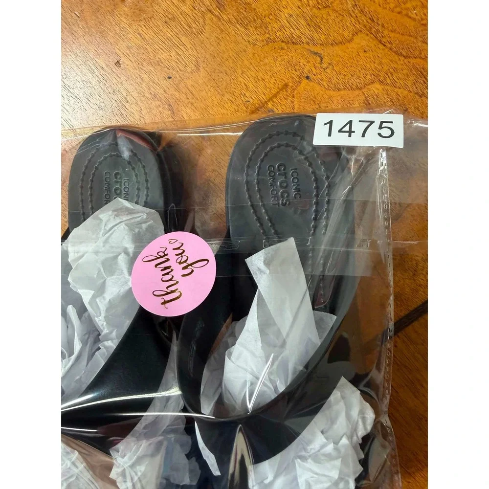 Crocs Serena Flip Flops Black Womens 7 Sandals T-Strap Flat 205468-060